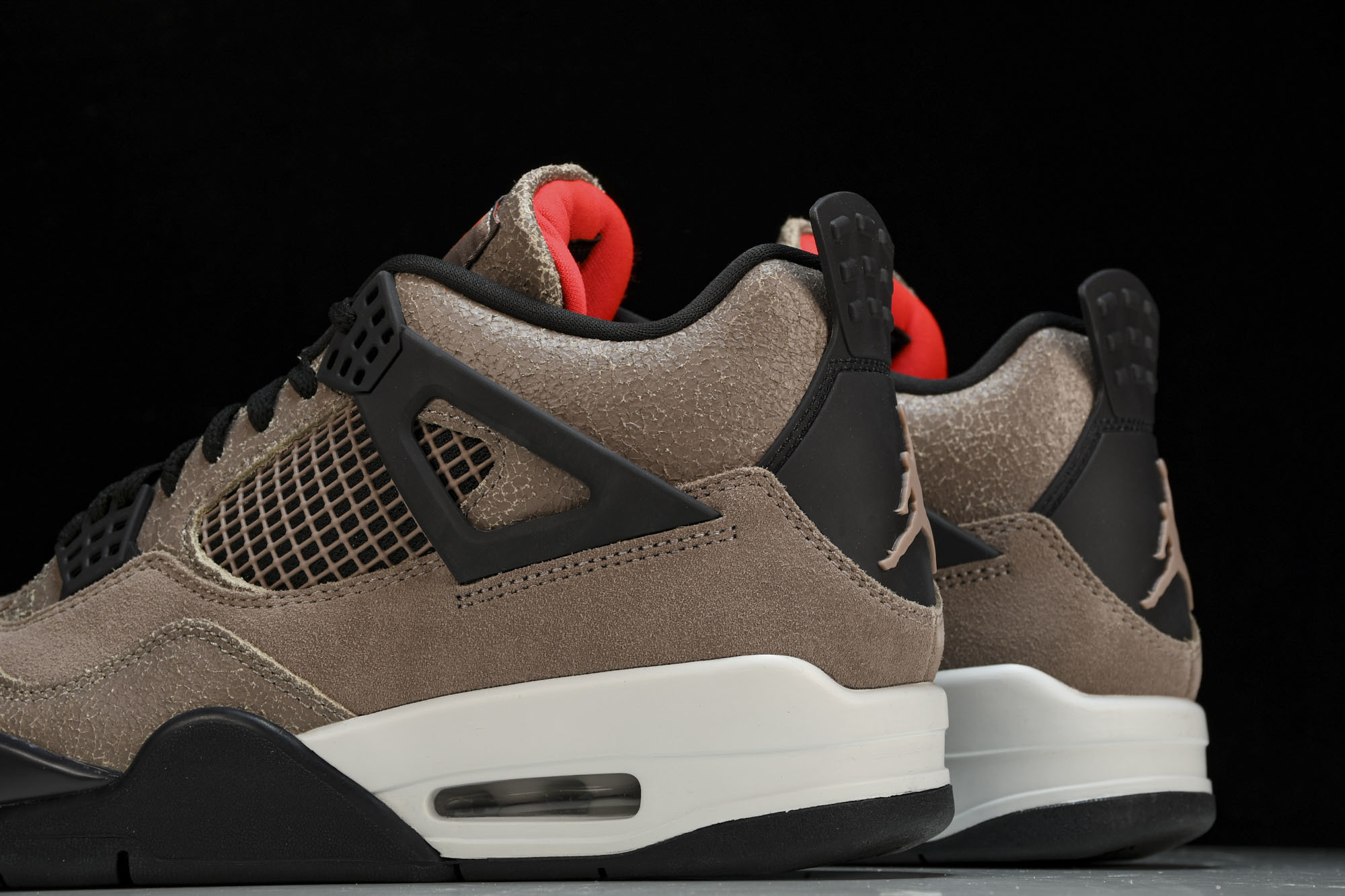 纯原原版 Air Jordan 4 Retro“Taupe Haze”黑棕 摩卡 DB0732-200 #YZ001-1 纯原原版 Air Jordan 4 Retro“Taupe Haze”黑棕 摩卡 DB0732-200 #YZ001-1
