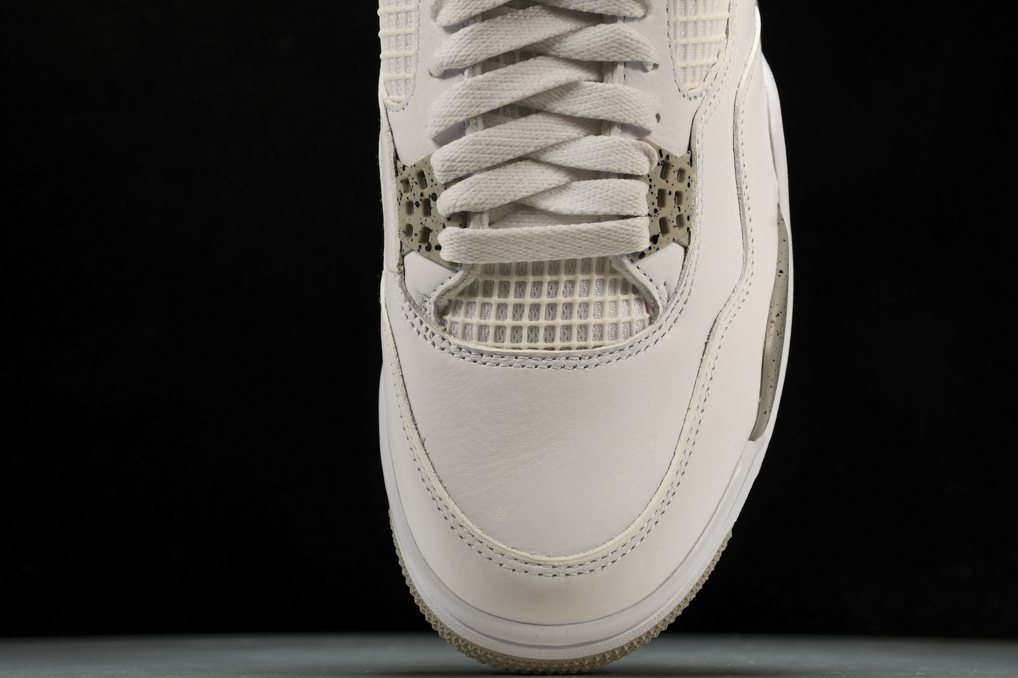 纯原原版 Air Jordan 4 Retro“Tech White”白色奥利奥 CT8527-100 #YZ001-1 纯原原版 Air Jordan 4 Retro“Tech White”白色奥利奥 CT8527-100 #YZ001-1