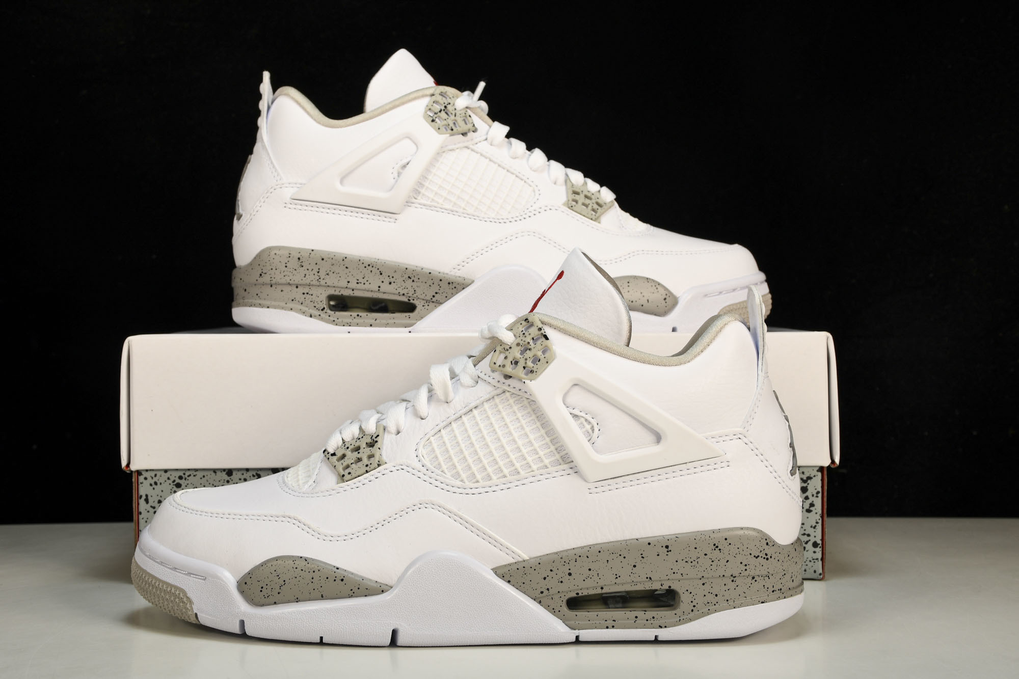 纯原原版 Air Jordan 4 Retro“Tech White”白色奥利奥 CT8527-100 #YZ001-1 纯原原版 Air Jordan 4 Retro“Tech White”白色奥利奥 CT8527-100 #YZ001-1