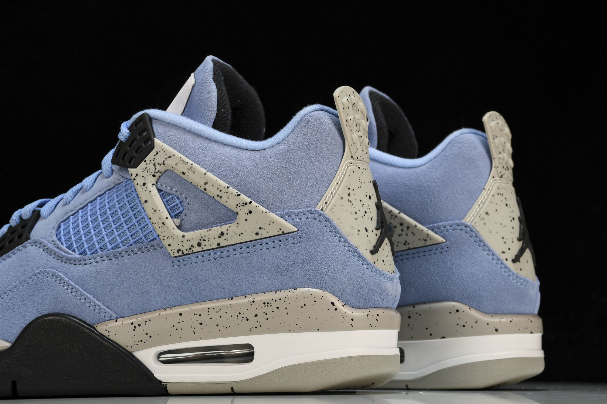 纯原原版 Air Jordan 4 Retro“University Blue”大学蓝 CT8527-400 #YZ00 纯原原版 Air Jordan 4 Retro“University Blue”大学蓝 CT8527-400 #YZ00