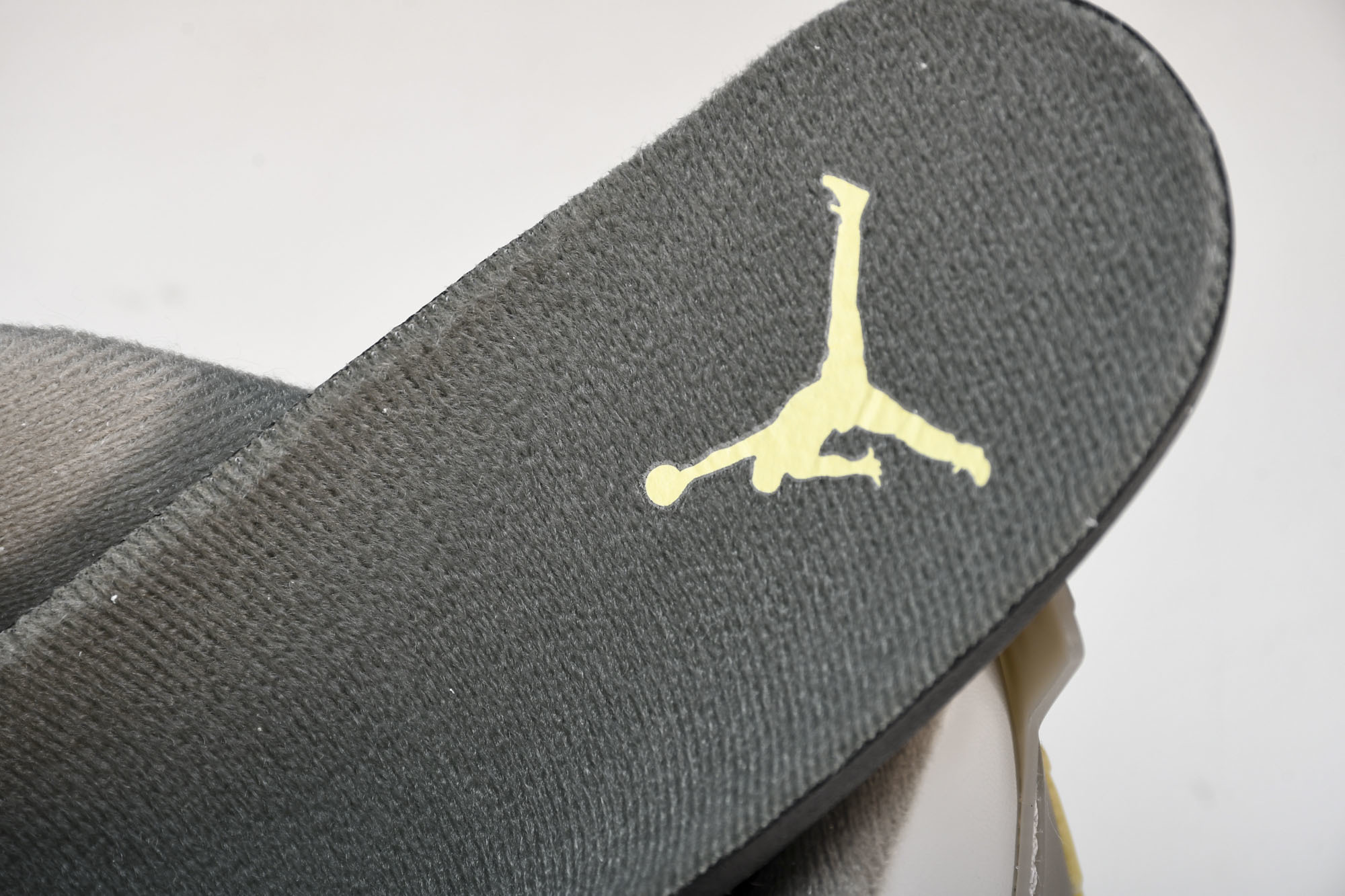 纯原原版 Air Jordan 4 SE“Craft”AJ4 灰兔子 DV3742-021 #YZ001-1 40 40 纯原原版 Air Jordan 4 SE“Craft”AJ4 灰兔子 DV3742-021 #YZ001-1 40 40