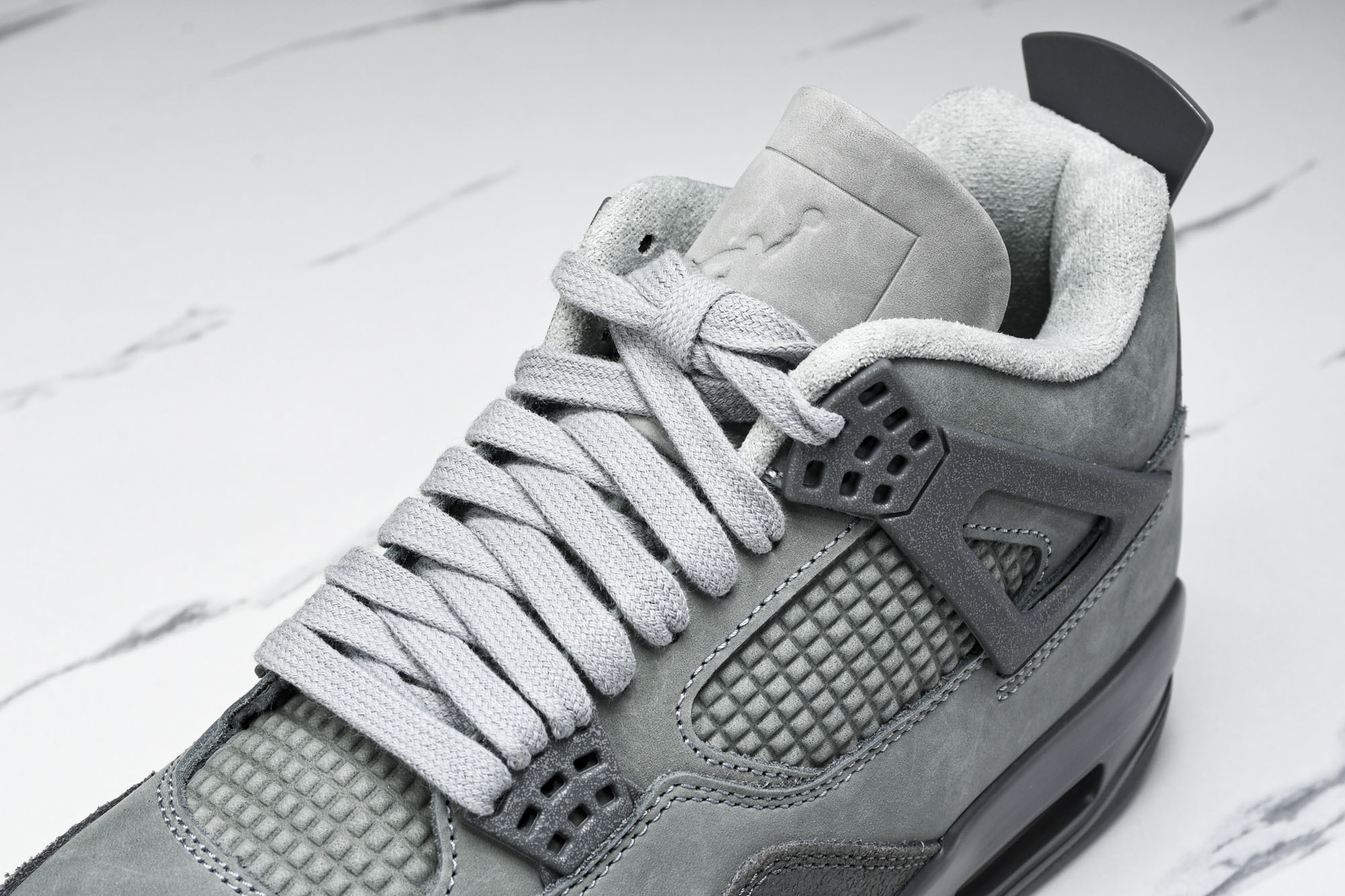 纯原原版 Air Jordan 4 SE“Smoke Grey”灰黑 FQ7928-001 #YZ001-1 40 40 纯原原版 Air Jordan 4 SE“Smoke Grey”灰黑 FQ7928-001 #YZ001-1 40 40