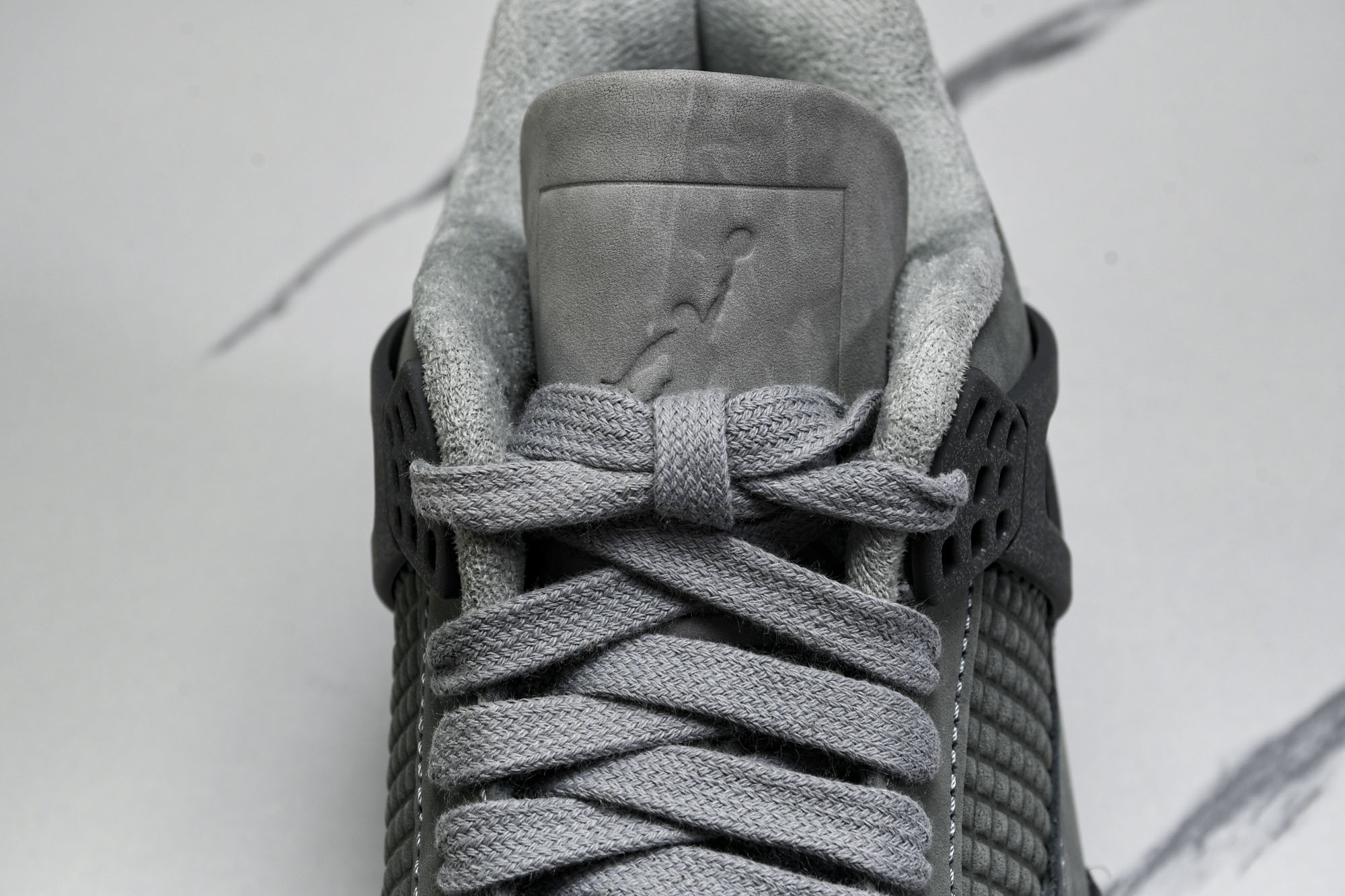 纯原原版 Air Jordan 4 SE“Smoke Grey”灰黑 FQ7928-001 #YZ001-1 40 40 纯原原版 Air Jordan 4 SE“Smoke Grey”灰黑 FQ7928-001 #YZ001-1 40 40