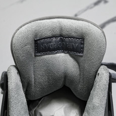 纯原原版 Air Jordan 4 SE“Smoke Grey”灰黑 FQ7928-001 #YZ001-1 40 40 纯原原版 Air Jordan 4 SE“Smoke Grey”灰黑 FQ7928-001 #YZ001-1 40 40