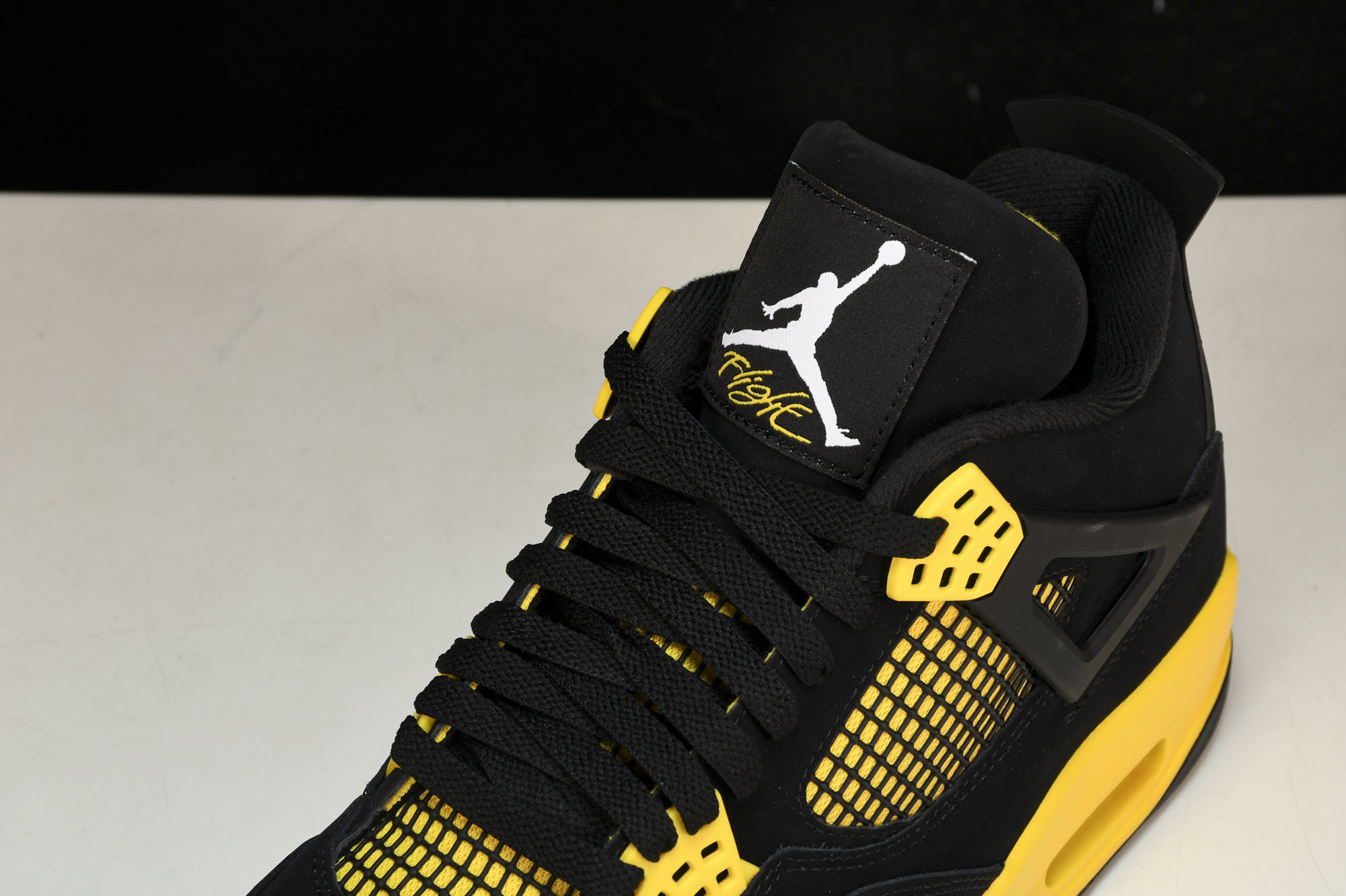 纯原原版 Air Jordan 4 Thunder2023 雷公 黑黄 DH6927-017 #YZ001-1 40 4 纯原原版 Air Jordan 4 Thunder2023 雷公 黑黄 DH6927-017 #YZ001-1 40 4