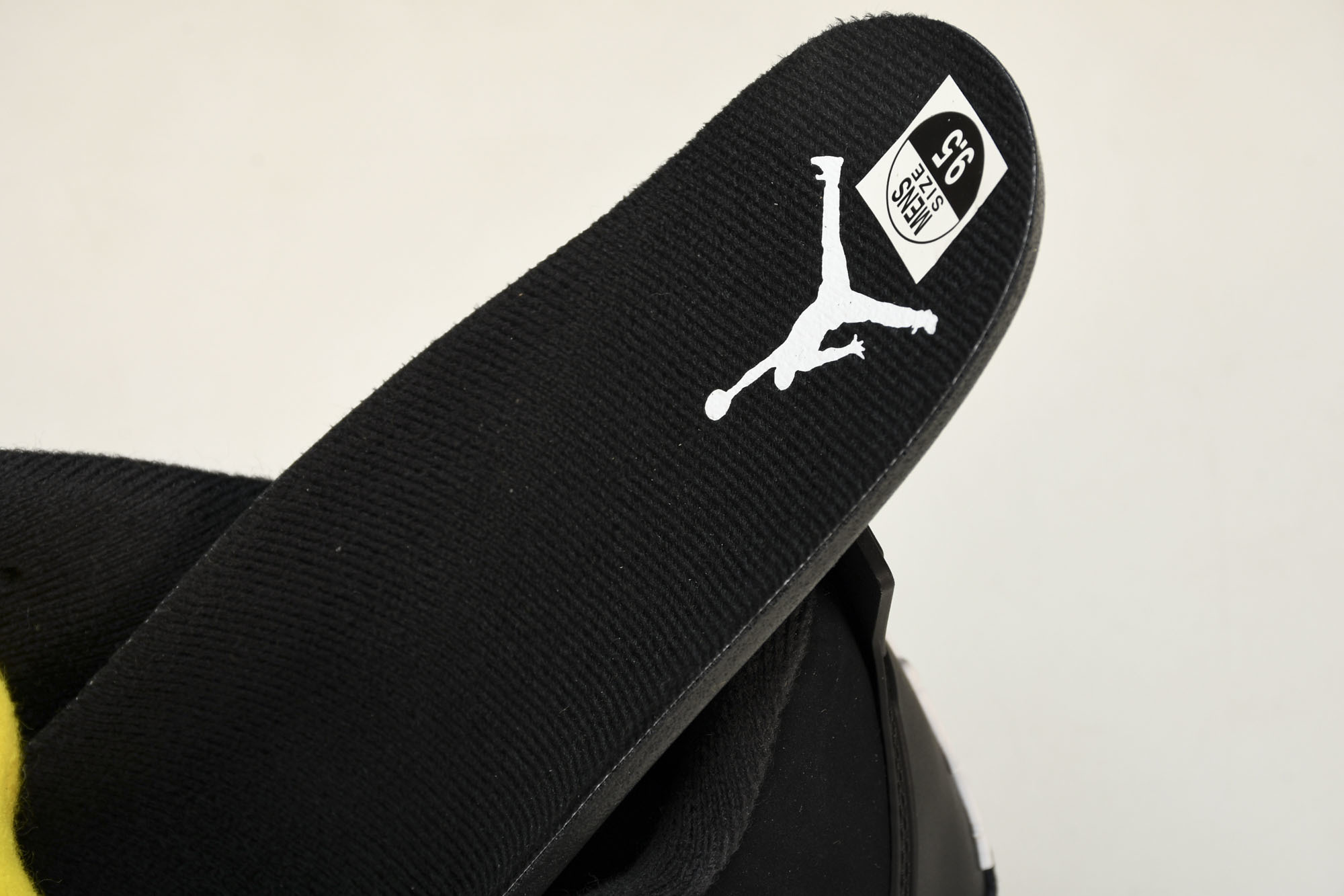 纯原原版 Air Jordan 4 Thunder2023 雷公 黑黄 DH6927-017 #YZ001-1 40 4 纯原原版 Air Jordan 4 Thunder2023 雷公 黑黄 DH6927-017 #YZ001-1 40 4
