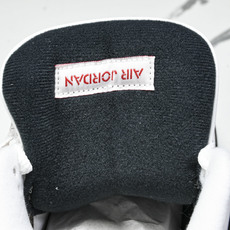 纯原原版 Air Jordan 4 “White Cement” Releases On May 17th 2025; 纯原原版 Air Jordan 4 “White Cement” Releases On May 17th 2025;