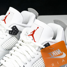 纯原原版 Air Jordan 4 “White Cement” Releases On May 17th 2025; 纯原原版 Air Jordan 4 “White Cement” Releases On May 17th 2025;