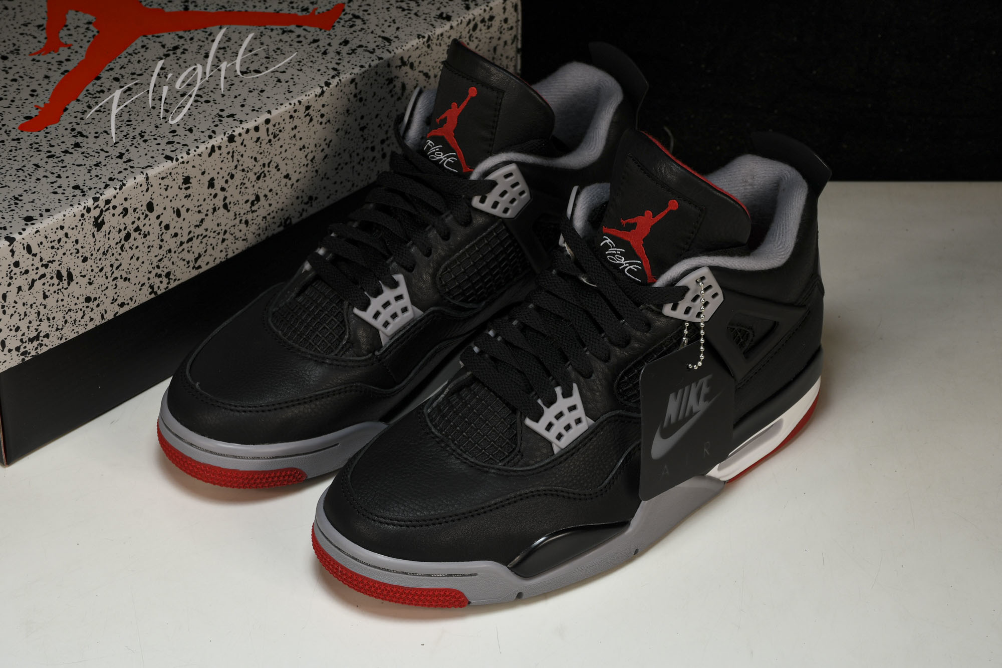 纯原原版 Air Jordan 4“Bred Reimagined”黑红 FV5029-006 #YZ001-1 40 纯原原版 Air Jordan 4“Bred Reimagined”黑红 FV5029-006 #YZ001-1 40