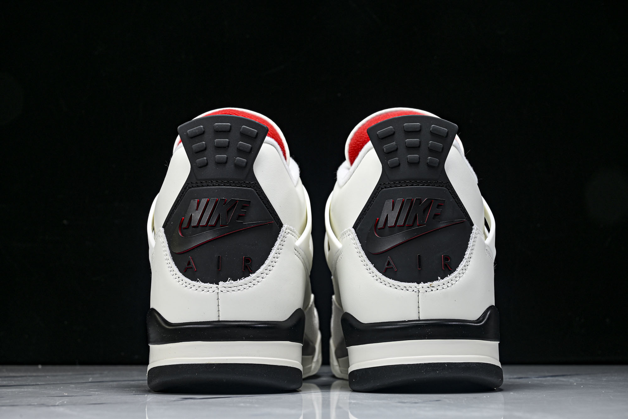 纯原原版 Air Jordan 4“Flight Club”Sail_Black-University Red 白黑灰 纯原原版 Air Jordan 4“Flight Club”Sail_Black-University Red 白黑灰