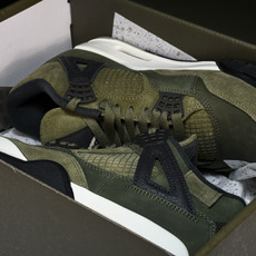 纯原原版 Air Jordan 4“Olive Canvas”军绿 FB9927-200 #YZ001-1 40 40. 纯原原版 Air Jordan 4“Olive Canvas”军绿 FB9927-200 #YZ001-1 40 40.