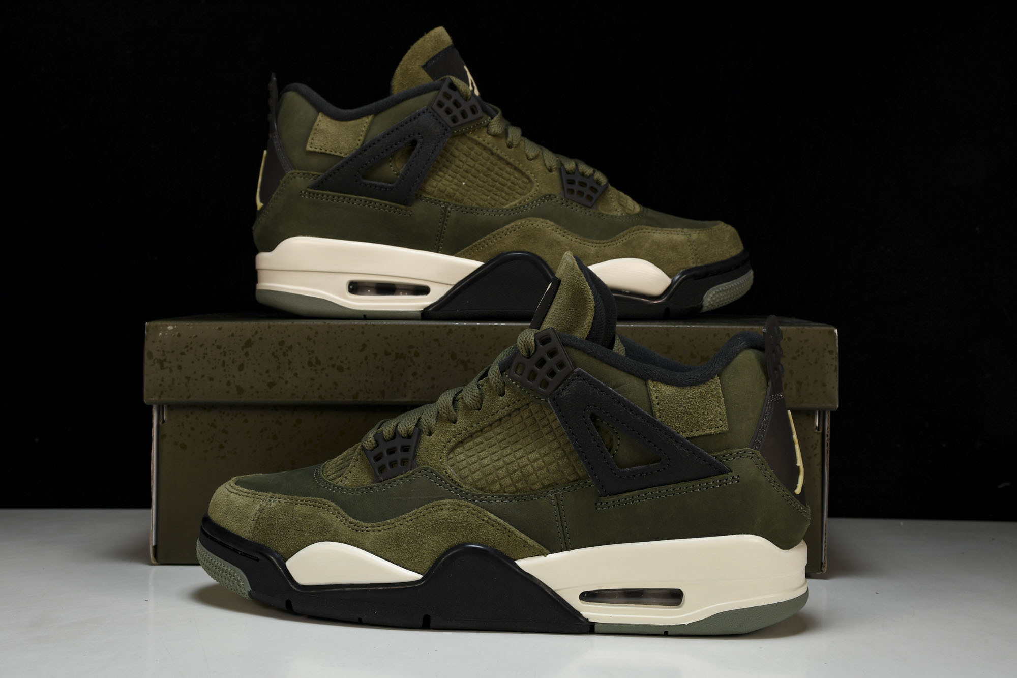 纯原原版 Air Jordan 4“Olive Canvas”军绿 FB9927-200 #YZ001-1 40 40. 纯原原版 Air Jordan 4“Olive Canvas”军绿 FB9927-200 #YZ001-1 40 40.