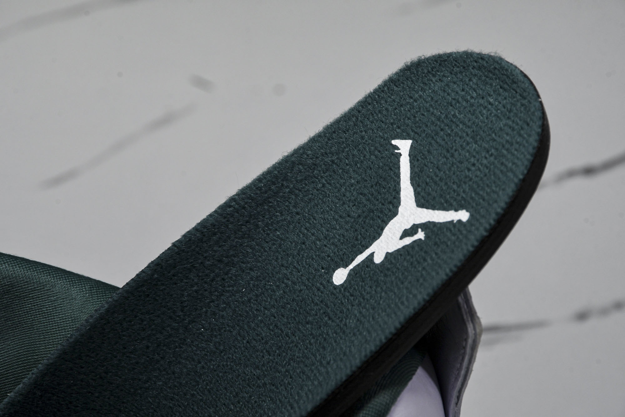 纯原原版 Air Jordan 4“Oxidized Green”氧化绿 FQ8138-103 #YZ001-1 40 纯原原版 Air Jordan 4“Oxidized Green”氧化绿 FQ8138-103 #YZ001-1 40