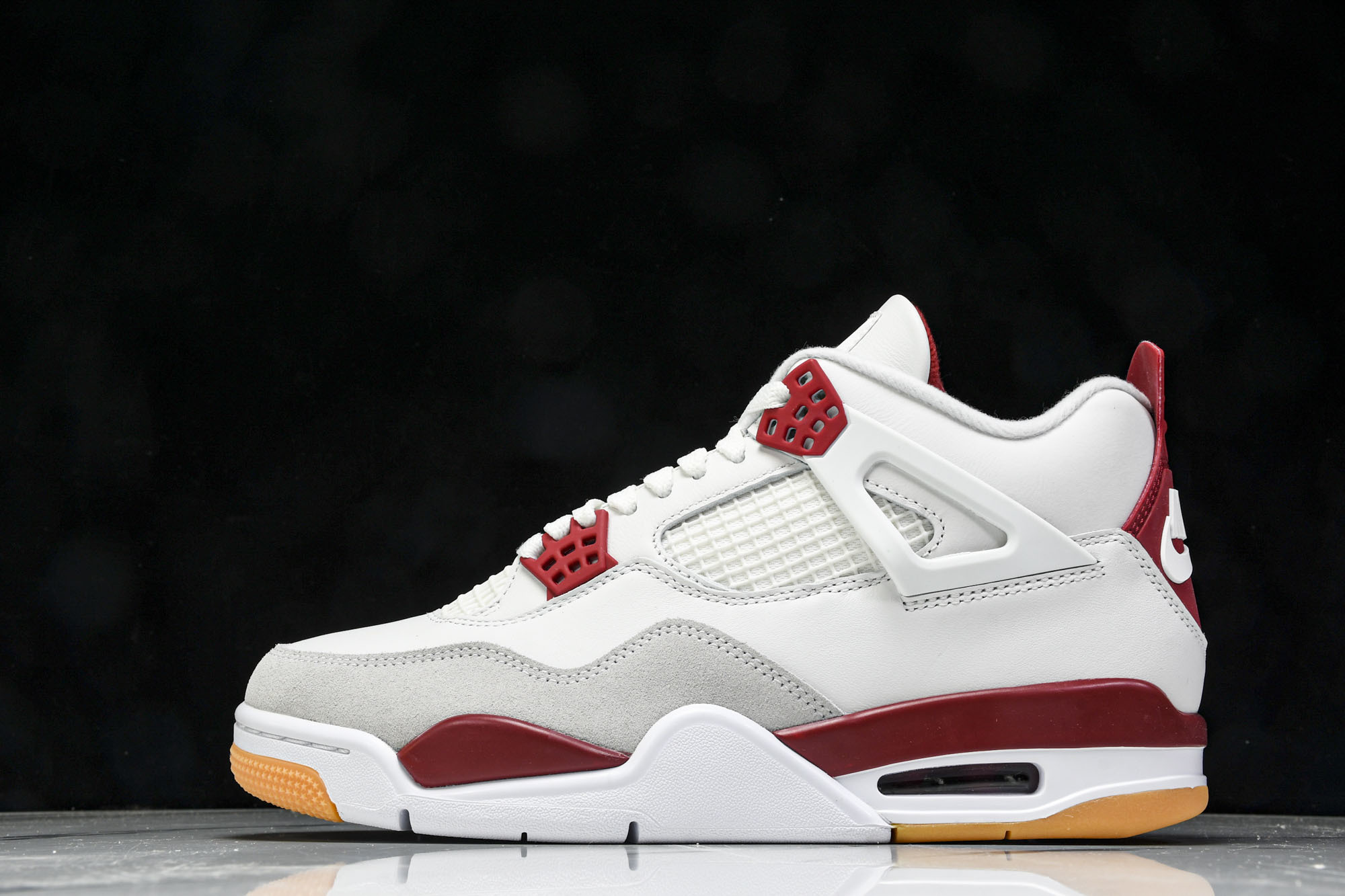 纯原原版 Nike SB x Air Jordan 4 OG _Varsity Red_ AJ4 乔4大学红 DR541