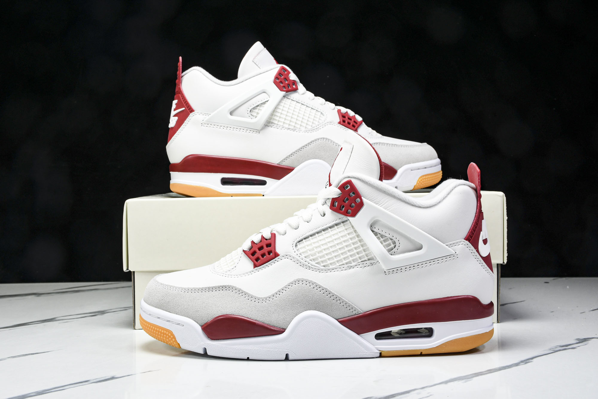 纯原原版 Nike SB x Air Jordan 4 OG _Varsity Red_ AJ4 乔4大学红 DR541 纯原原版 Nike SB x Air Jordan 4 OG _Varsity Red_ AJ4 乔4大学红 DR541