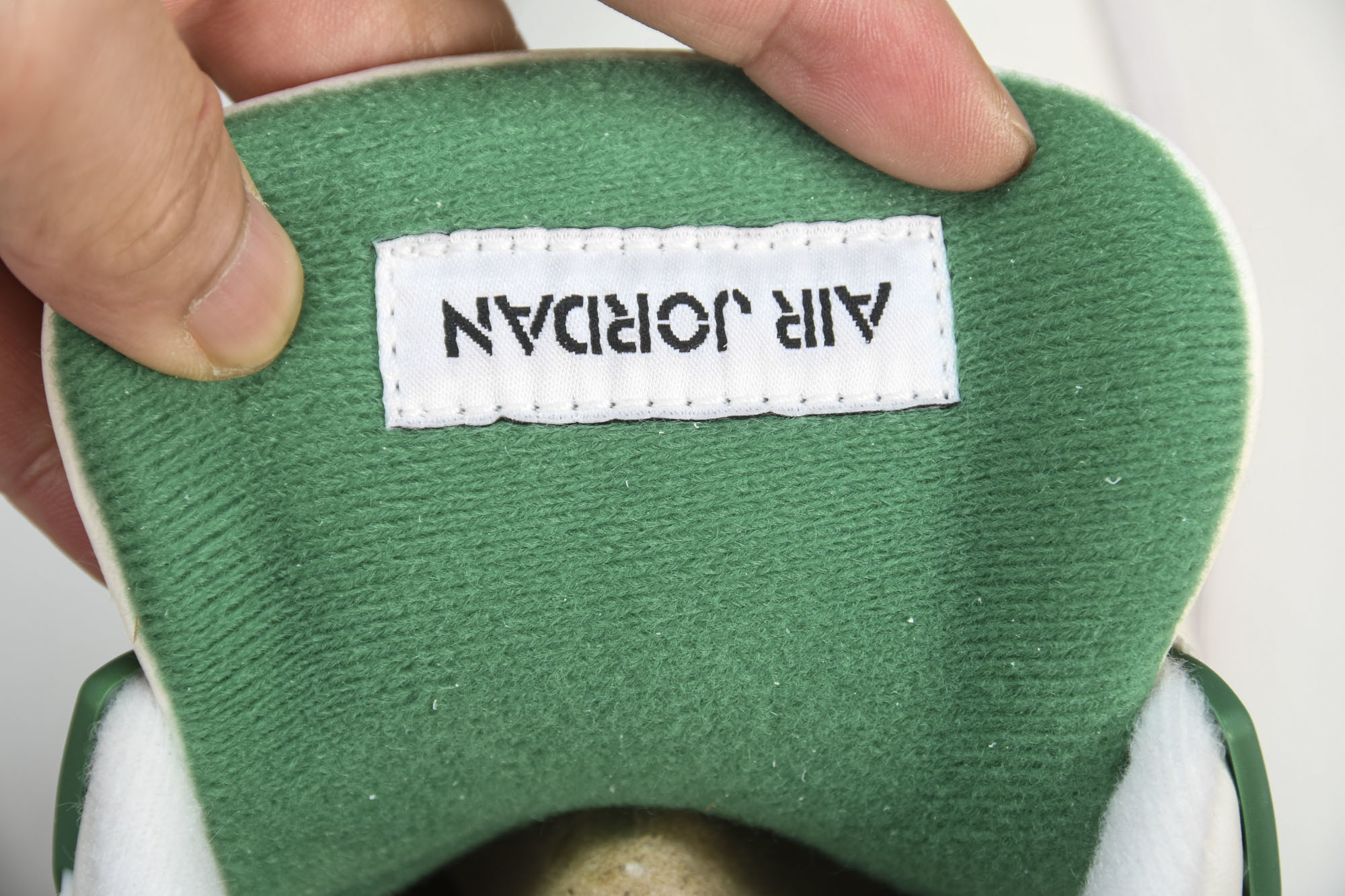 纯原原版 Nike SB x Air Jordan 4 “Pine Green” 绿松石 联名款 DR5415-103 