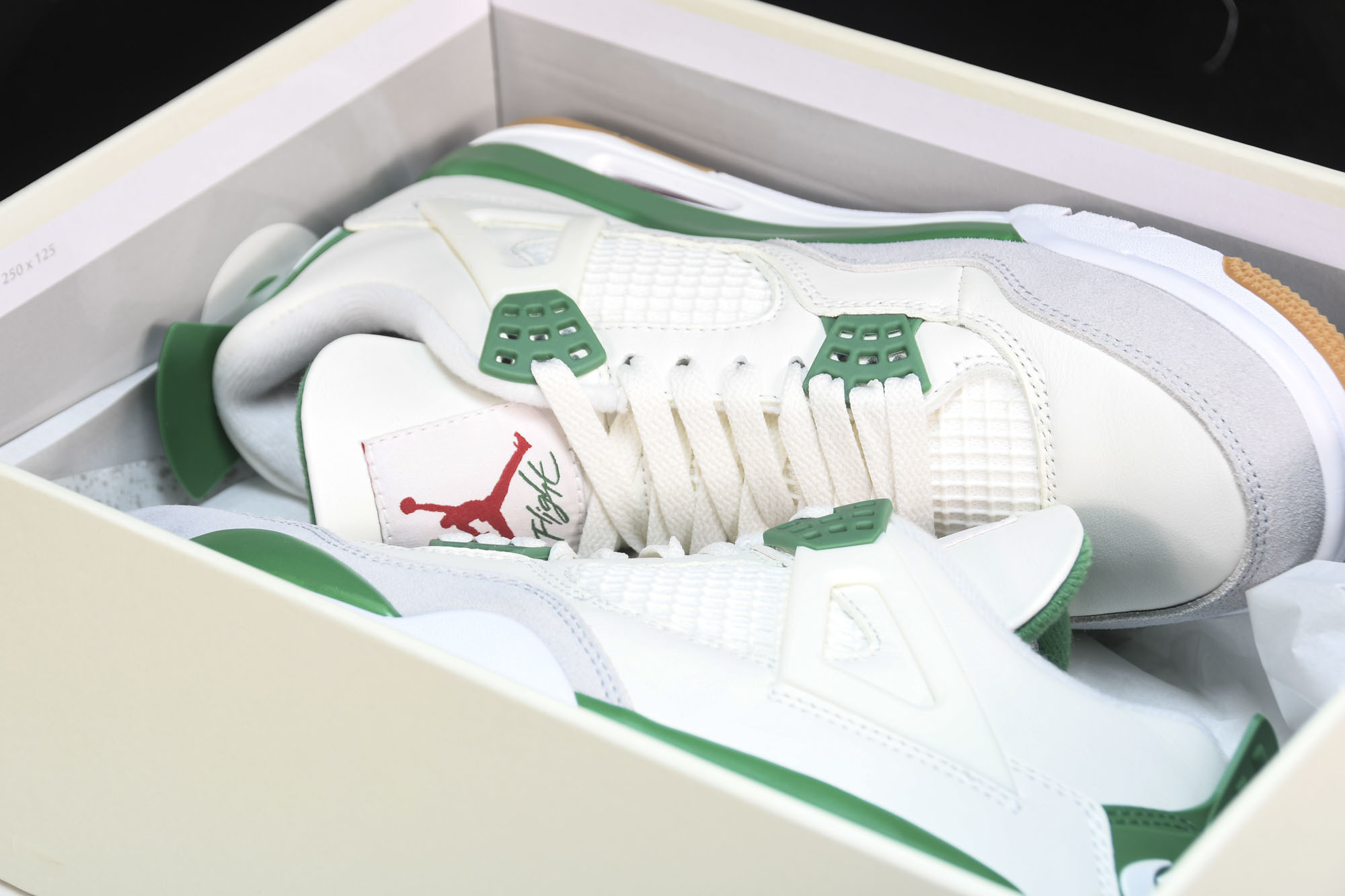 纯原原版 Nike SB x Air Jordan 4 “Pine Green” 绿松石 联名款 DR5415-103 