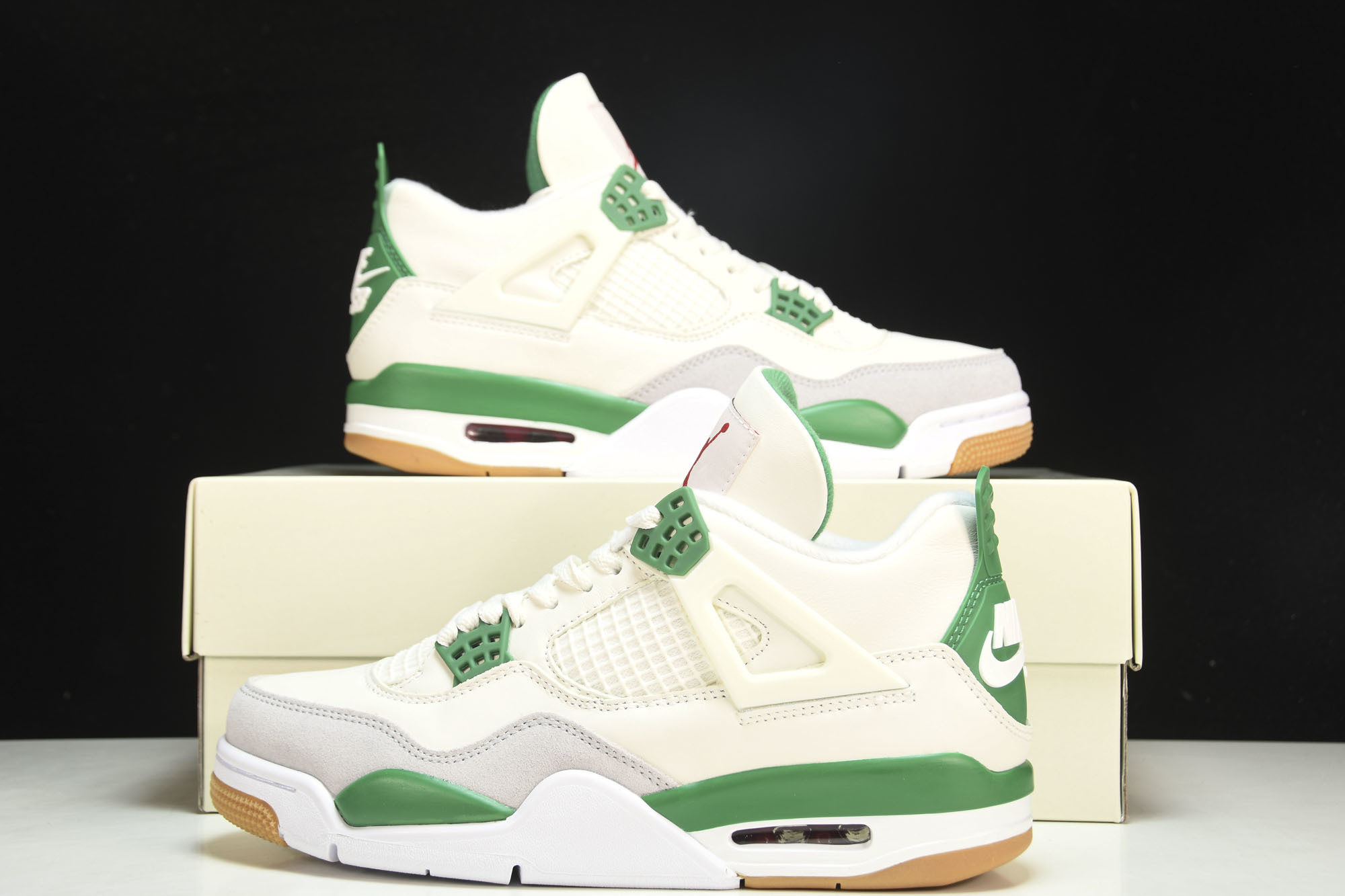 纯原原版 Nike SB x Air Jordan 4 “Pine Green” 绿松石 联名款 DR5415-103 