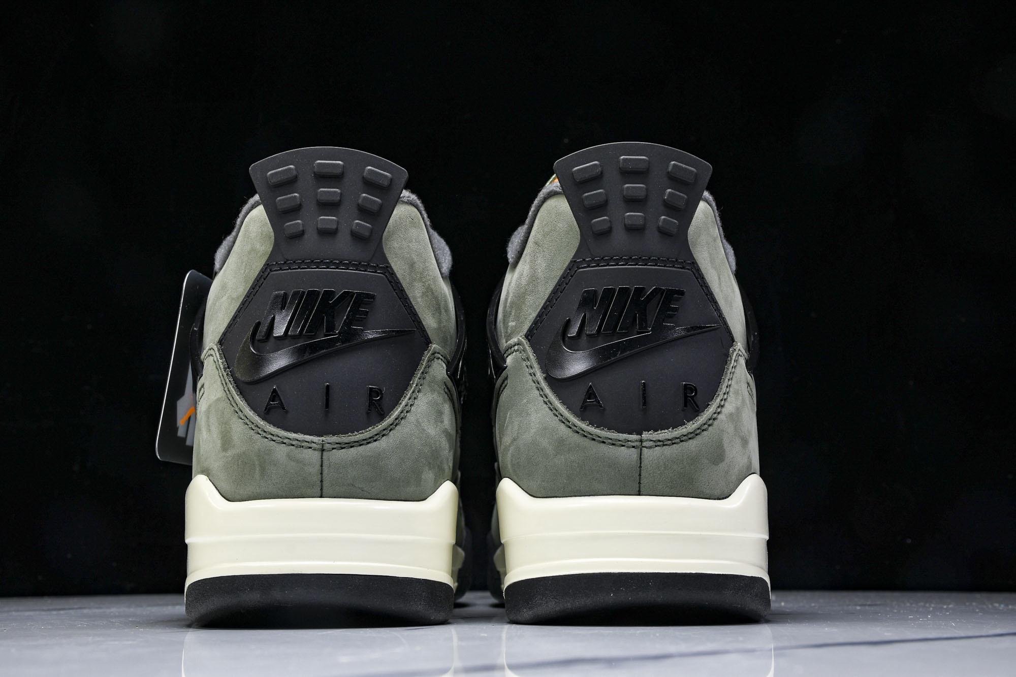 纯原原版 Undefeated x Air Jordan 4 OG AJ4 乔4橄榄绿麂皮 IB1519-200 #YZ