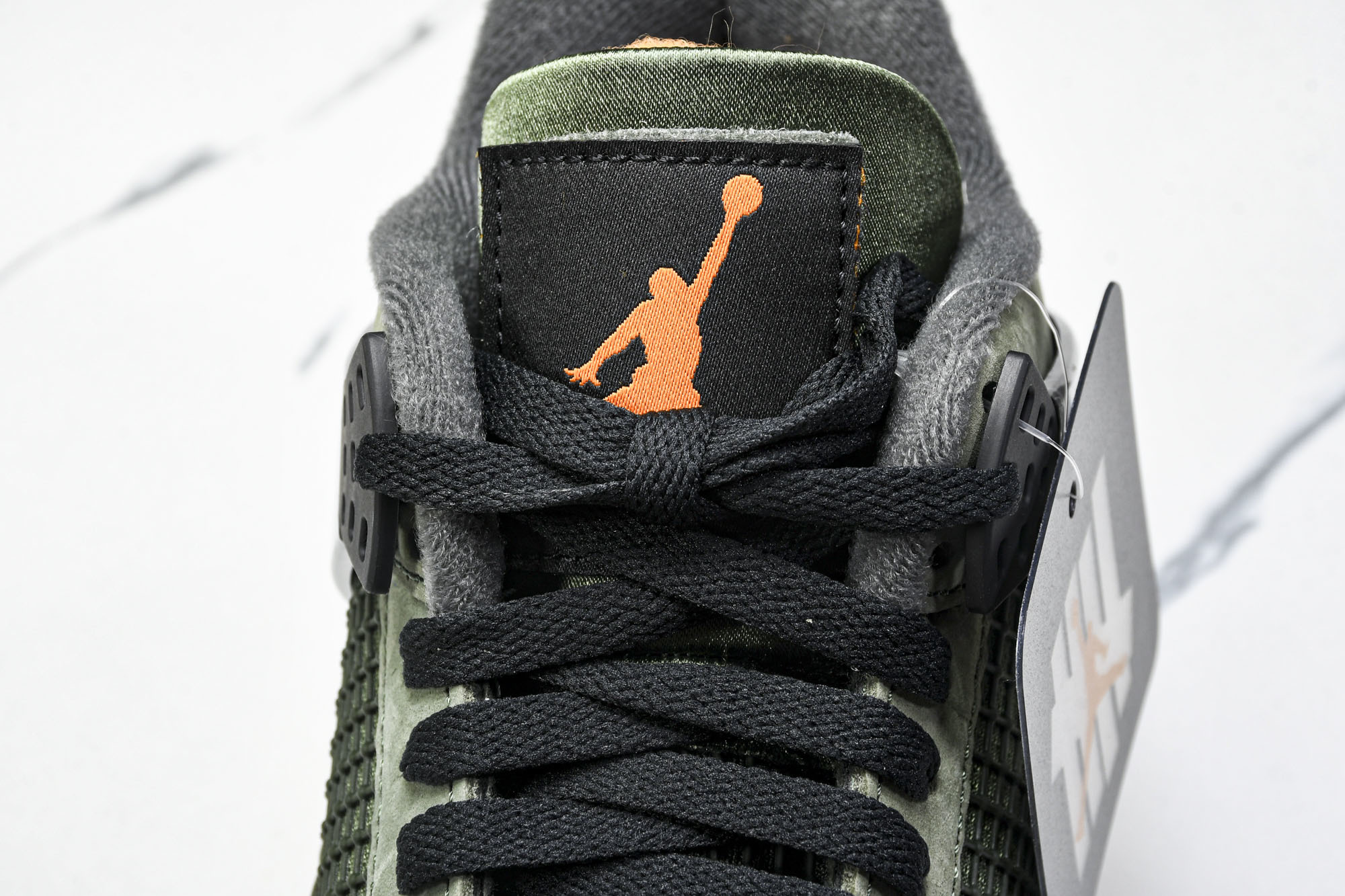 纯原原版 Undefeated x Air Jordan 4 OG AJ4 乔4橄榄绿麂皮 IB1519-200 #YZ
