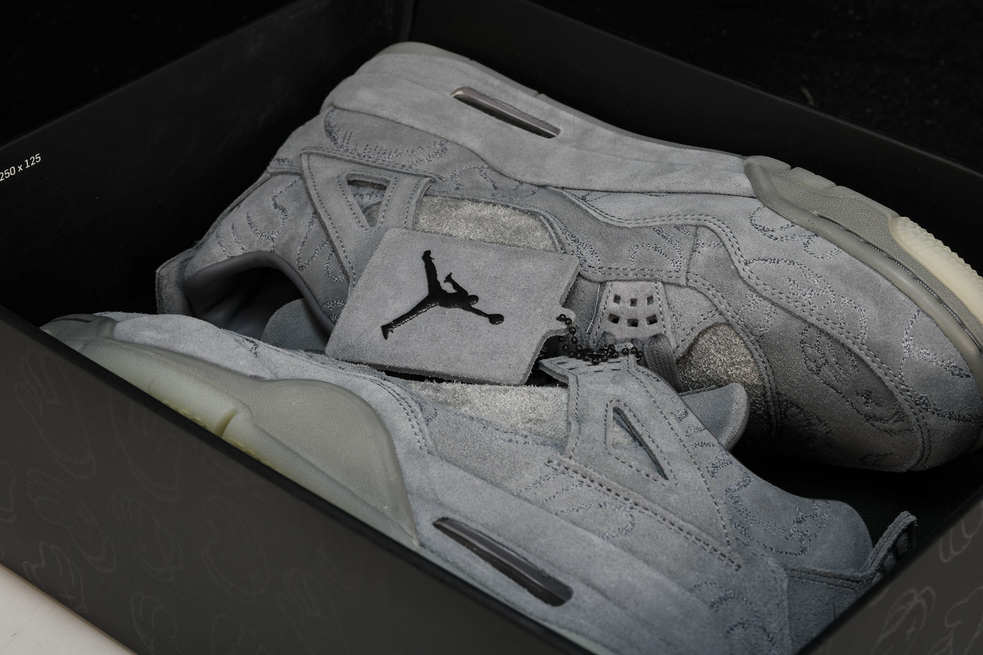 纯原原版 AIR JORDAN 4 RETRO KAWS 4kaws 涂鸦灰色 -003 #YZ001-1 40 40.