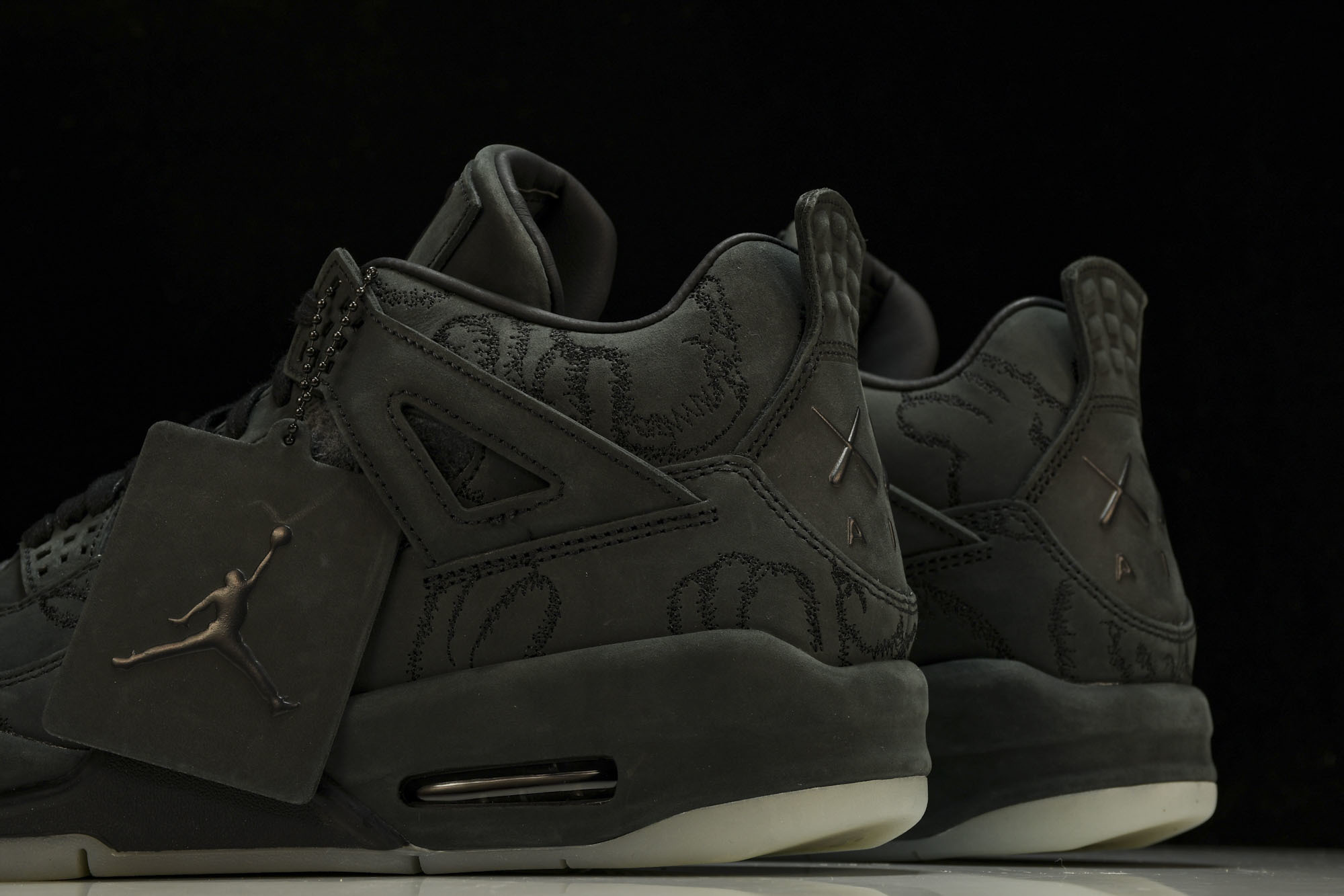 纯原原版 AIR JORDAN 4 RETRO KAWS x AJ4 联名 black 黑麂皮 -001 #YZ001-