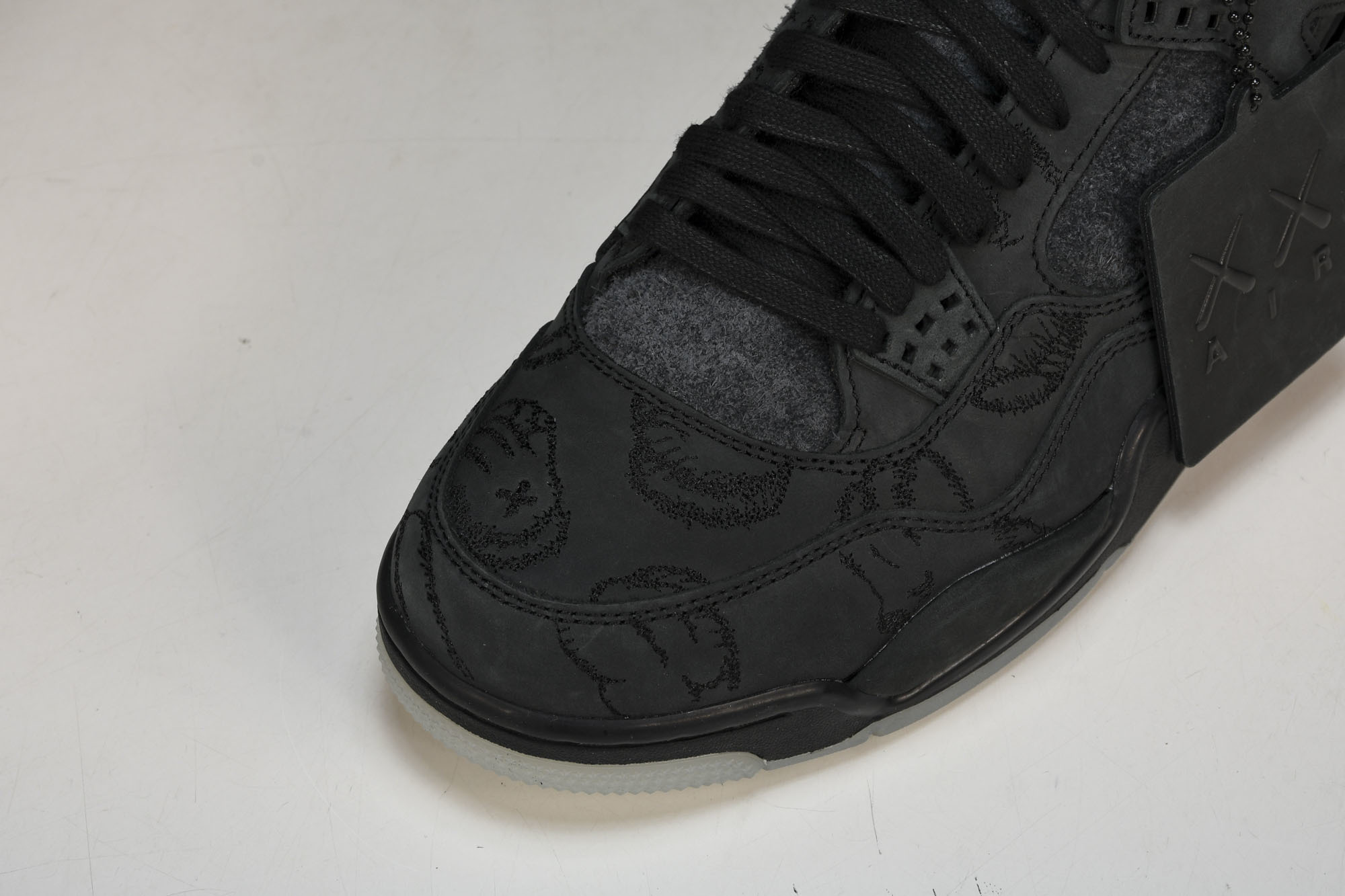 纯原原版 AIR JORDAN 4 RETRO KAWS x AJ4 联名 black 黑麂皮 -001 #YZ001-