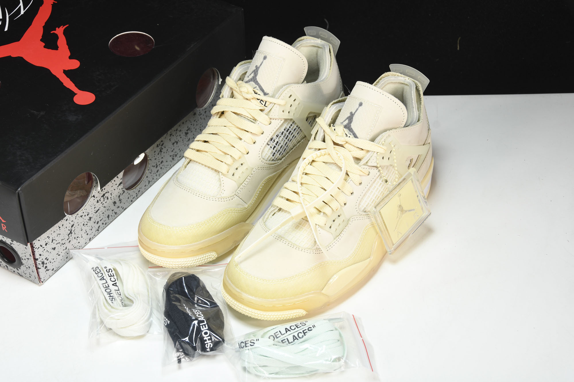 纯原原版 OFF-WHITE x AJ4 WMNS ”SAIC“ 白帆 CV9388-100 #YZ001-1 40 4 纯原原版 OFF-WHITE x AJ4 WMNS ”SAIC“ 白帆 CV9388-100 #YZ001-1 40 4