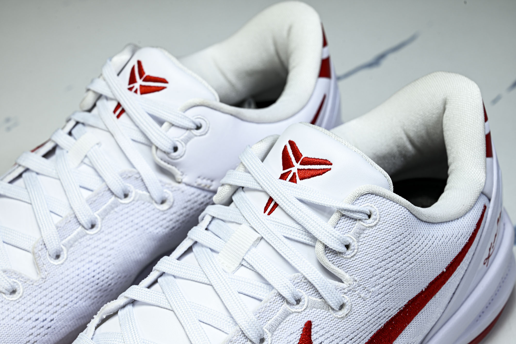 纯原NK Kobe 8 _SYSTEM_ 科比8代 男子实战篮球鞋HM6469-101 #YZ001-1 40 40.5 纯原NK Kobe 8 _SYSTEM_ 科比8代 男子实战篮球鞋HM6469-101 #YZ001-1 40 40.5