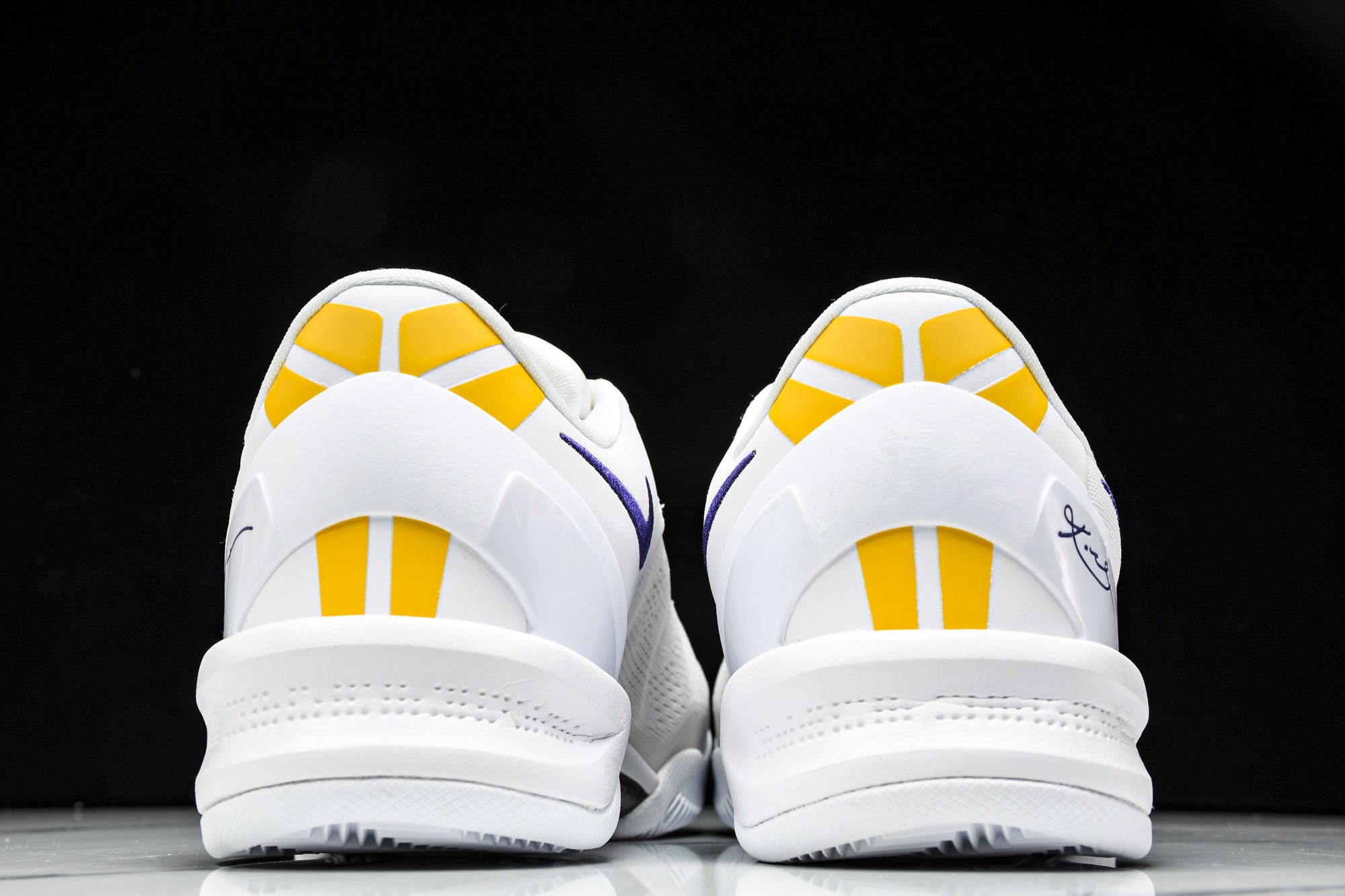 纯原NK Kobe 8 Protro “Lakers Home”湖人 白紫黄色 HF9550-100 #YZ001-1 纯原NK Kobe 8 Protro “Lakers Home”湖人 白紫黄色 HF9550-100 #YZ001-1