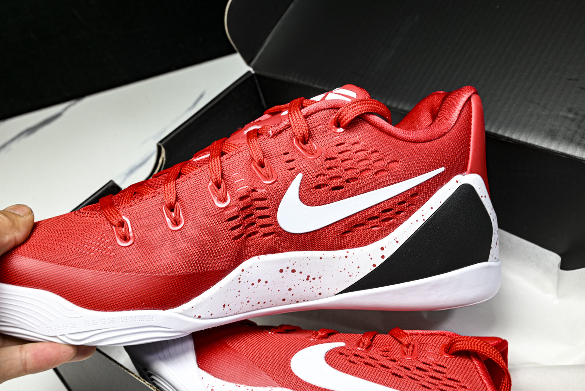 纯原NK Kobe 9 Elite Low Protro 科比9代 白红 低帮 实战篮球鞋IH1401-600 #YZ0 纯原NK Kobe 9 Elite Low Protro 科比9代 白红 低帮 实战篮球鞋IH1401-600 #YZ0