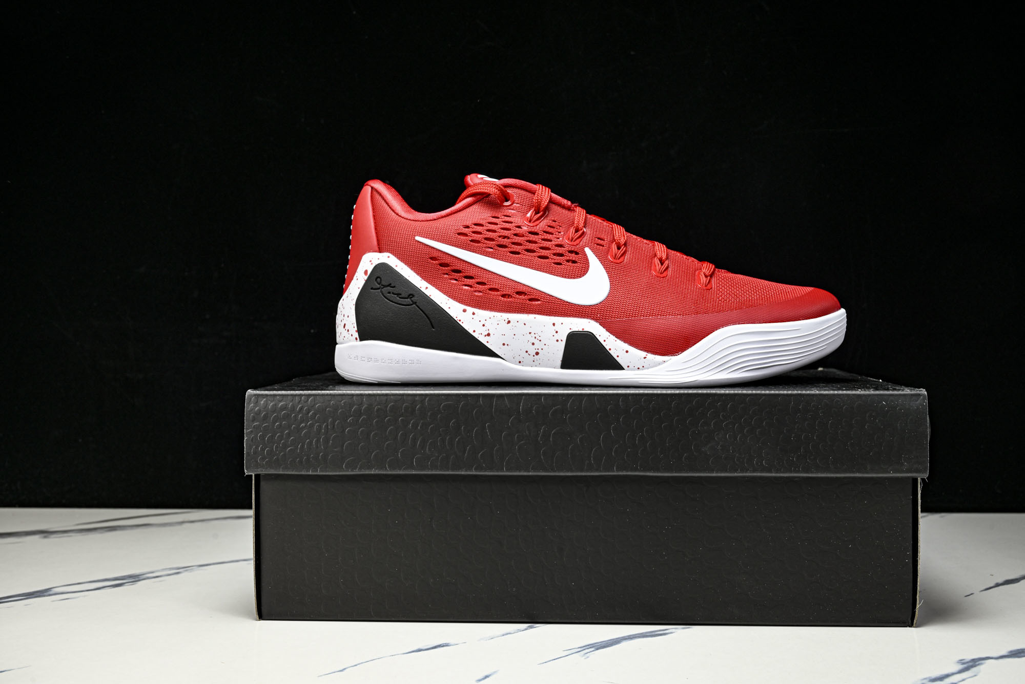 纯原NK Kobe 9 Elite Low Protro 科比9代 白红 低帮 实战篮球鞋IH1401-600 #YZ0 纯原NK Kobe 9 Elite Low Protro 科比9代 白红 低帮 实战篮球鞋IH1401-600 #YZ0