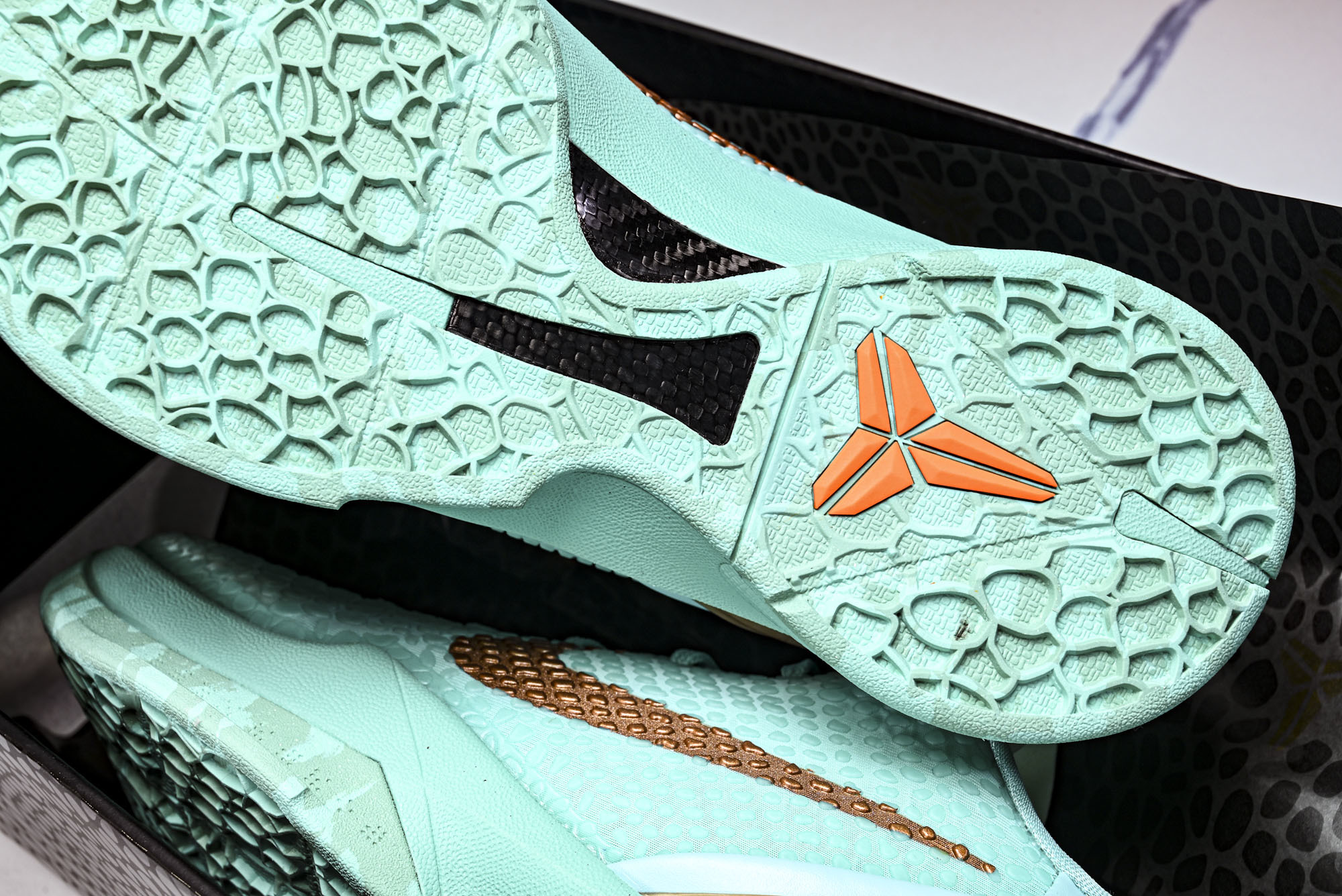 纯原NK Kobe VI Protro 6 科比6代 男子实战篮球鞋 IQ5774-300 #YZ001-1 40 40 纯原NK Kobe VI Protro 6 科比6代 男子实战篮球鞋 IQ5774-300 #YZ001-1 40 40
