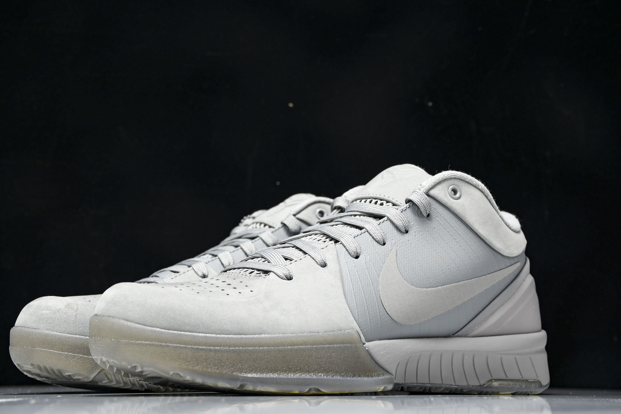 纯原NK Zoom Kobe 6 碳灰色 鹿皮 货号-005 #YZ001-1 40 40.5 41 42 42.5 4 纯原NK Zoom Kobe 6 碳灰色 鹿皮 货号-005 #YZ001-1 40 40.5 41 42 42.5 4