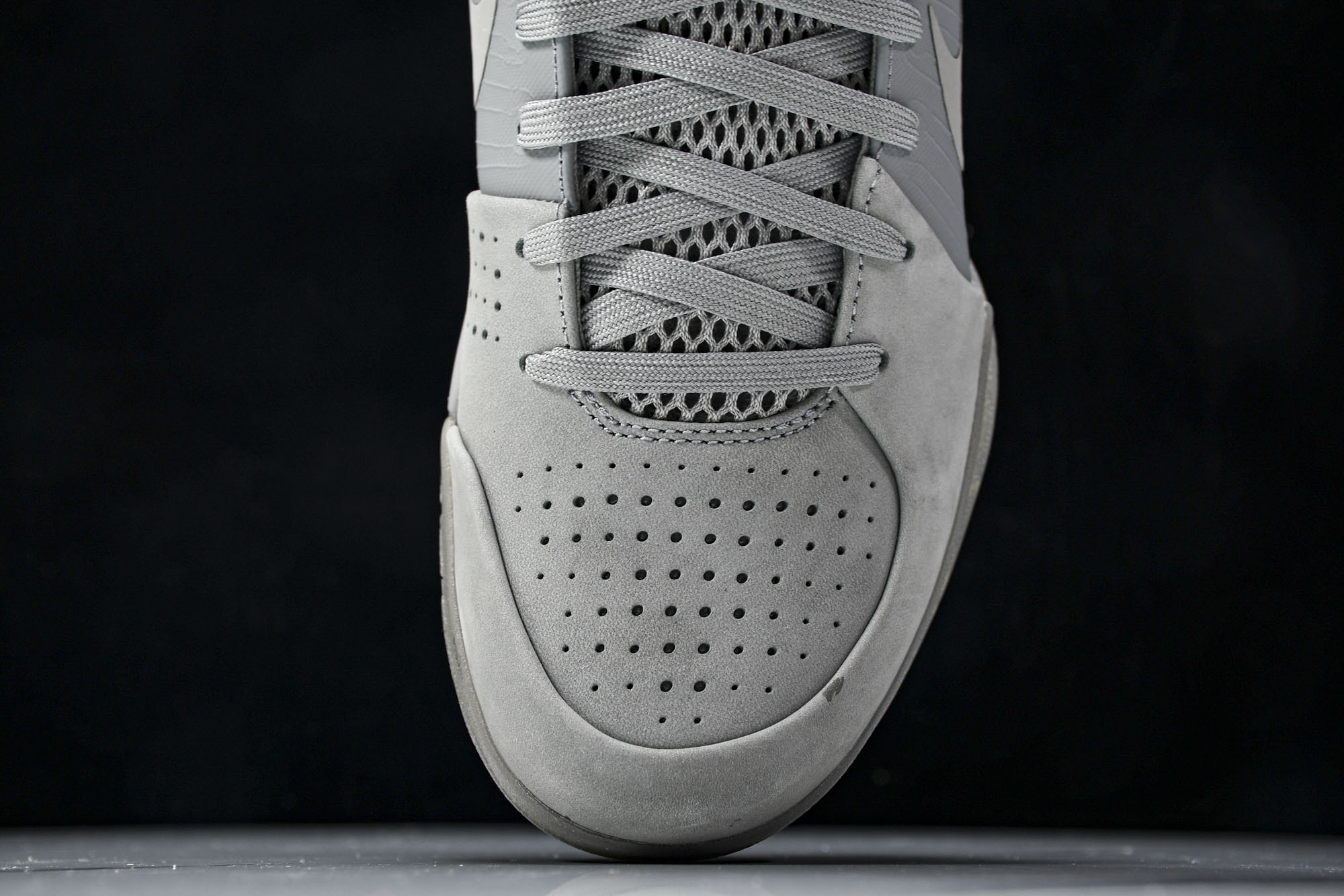 纯原NK Zoom Kobe 6 碳灰色 鹿皮 货号-005 #YZ001-1 40 40.5 41 42 42.5 4 纯原NK Zoom Kobe 6 碳灰色 鹿皮 货号-005 #YZ001-1 40 40.5 41 42 42.5 4