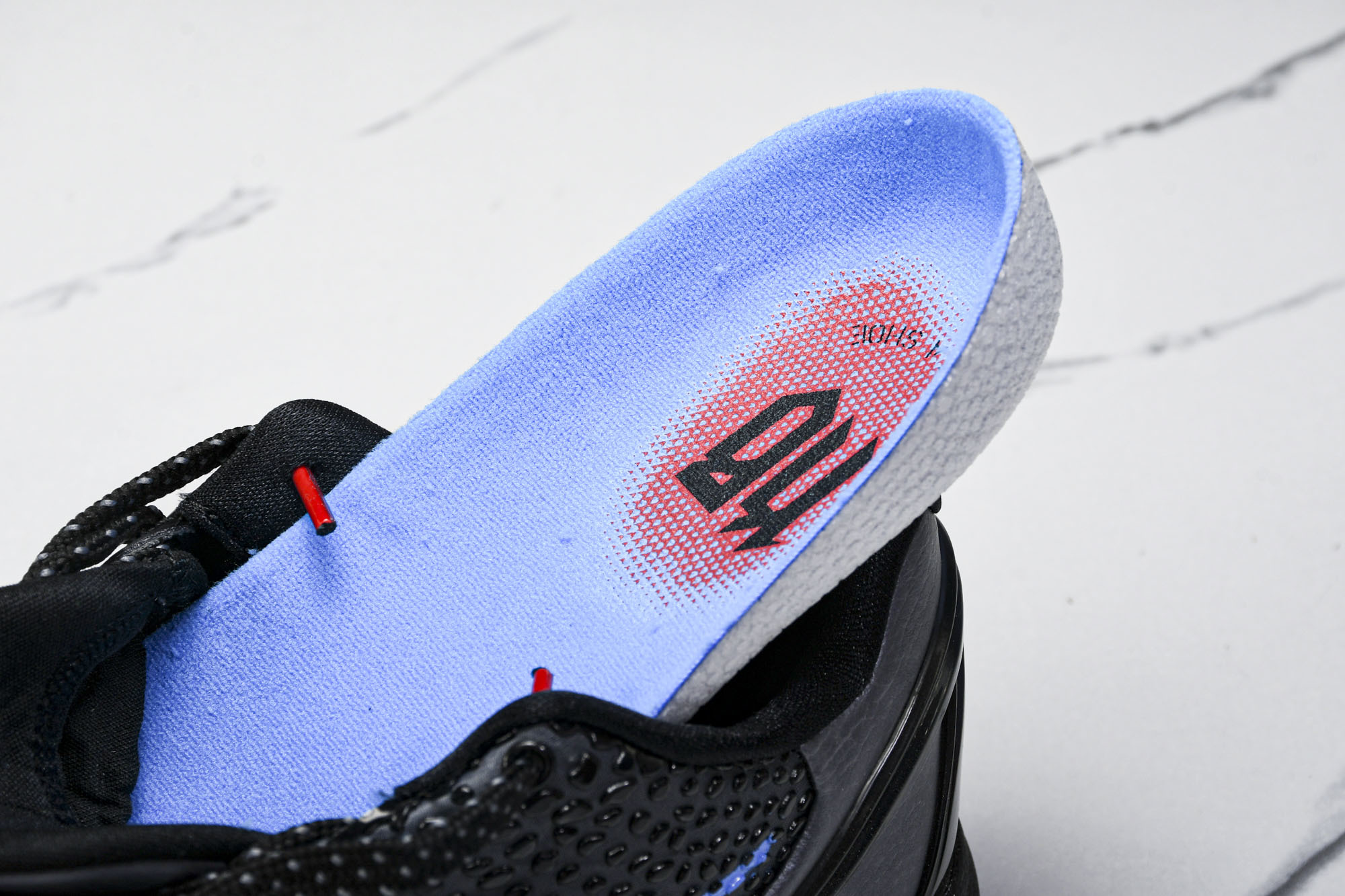 纯原NK Zoom Kobe 6“Dark Knight”黑暗骑士 黑蓝 -016 #YZ001-1 40 40.5 4 纯原NK Zoom Kobe 6“Dark Knight”黑暗骑士 黑蓝 -016 #YZ001-1 40 40.5 4