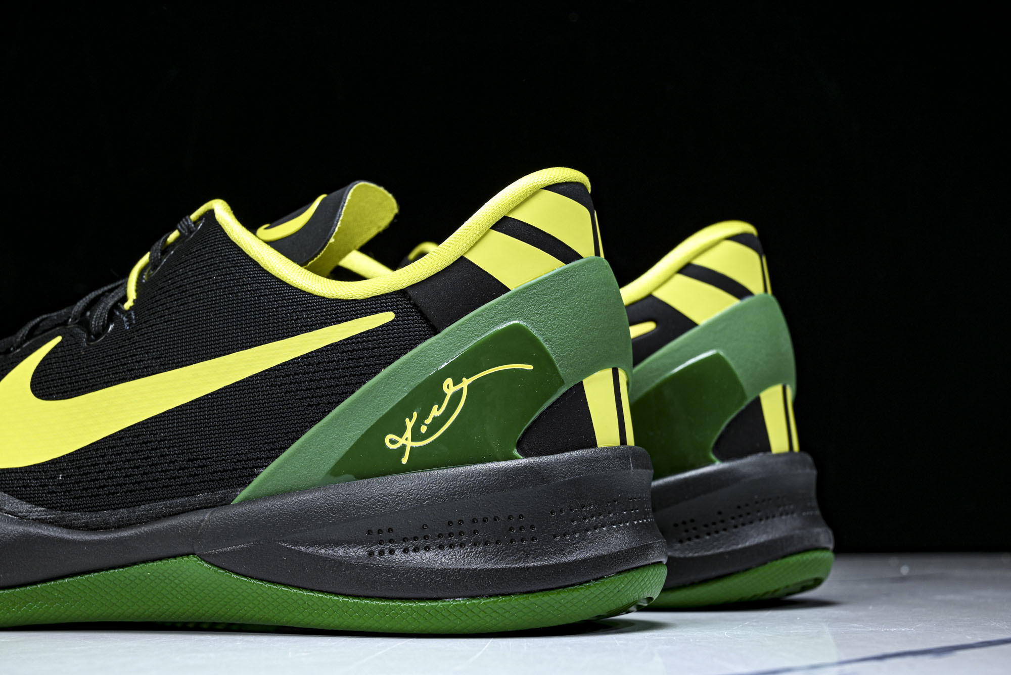 下架 纯原NK_耐克 Kobe 8 Protro男款训练实战篮球鞋 H023-HF7485_ #YZ001-1 40 4 下架 纯原NK_耐克 Kobe 8 Protro男款训练实战篮球鞋 H023-HF7485_ #YZ001-1 40 4