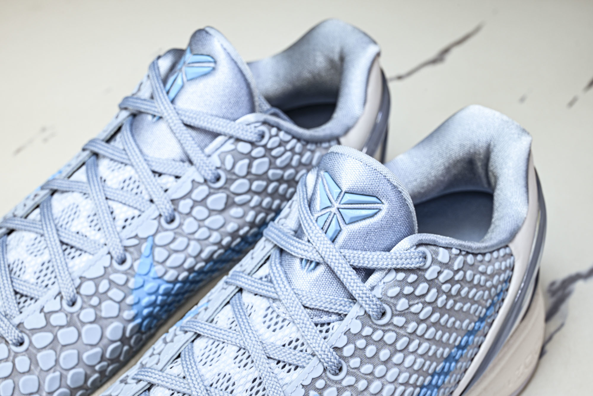 纯原NK_耐克 Zoom Kobe 6 Protro 科比6 男士运动时尚实战低帮篮球鞋 400 #YZ001-1 4 纯原NK_耐克 Zoom Kobe 6 Protro 科比6 男士运动时尚实战低帮篮球鞋 400 #YZ001-1 4