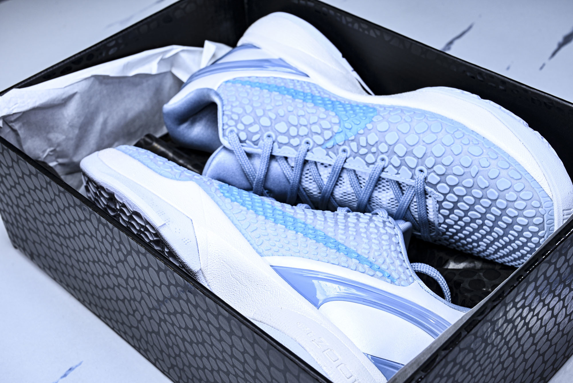 纯原NK_耐克 Zoom Kobe 6 Protro 科比6 男士运动时尚实战低帮篮球鞋 400 #YZ001-1 4 纯原NK_耐克 Zoom Kobe 6 Protro 科比6 男士运动时尚实战低帮篮球鞋 400 #YZ001-1 4