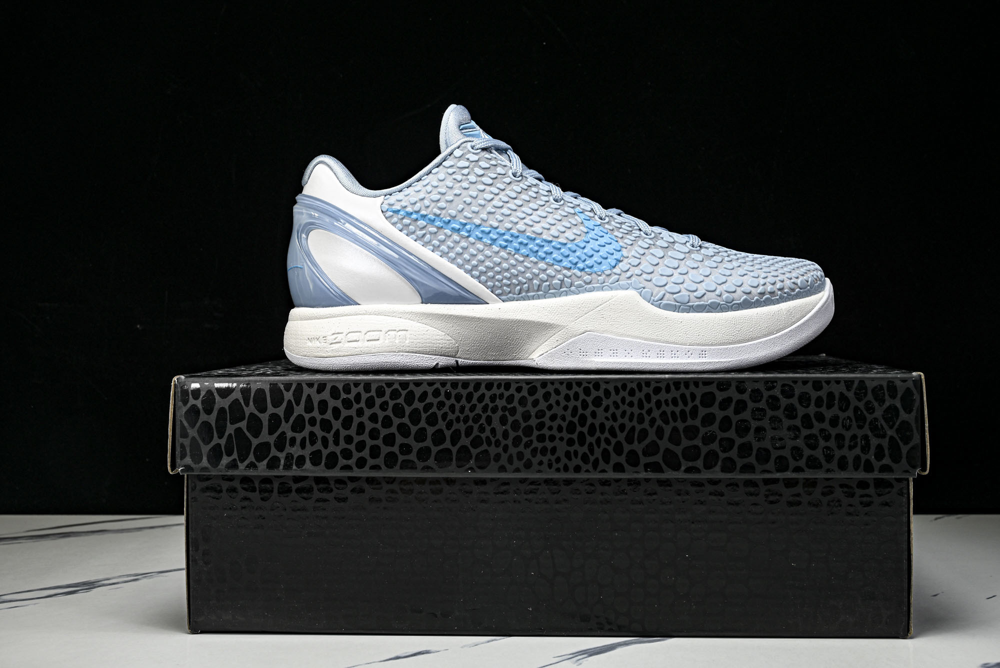 纯原NK_耐克 Zoom Kobe 6 Protro 科比6 男士运动时尚实战低帮篮球鞋 400 #YZ001-1 4 纯原NK_耐克 Zoom Kobe 6 Protro 科比6 男士运动时尚实战低帮篮球鞋 400 #YZ001-1 4