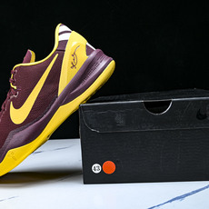 下架 纯原NK_耐克Kobe 8 Protro 酒红黄色 男款训练实战篮球鞋 H023-HF7484_ #YZ001-1 下架 纯原NK_耐克Kobe 8 Protro 酒红黄色 男款训练实战篮球鞋 H023-HF7484_ #YZ001-1