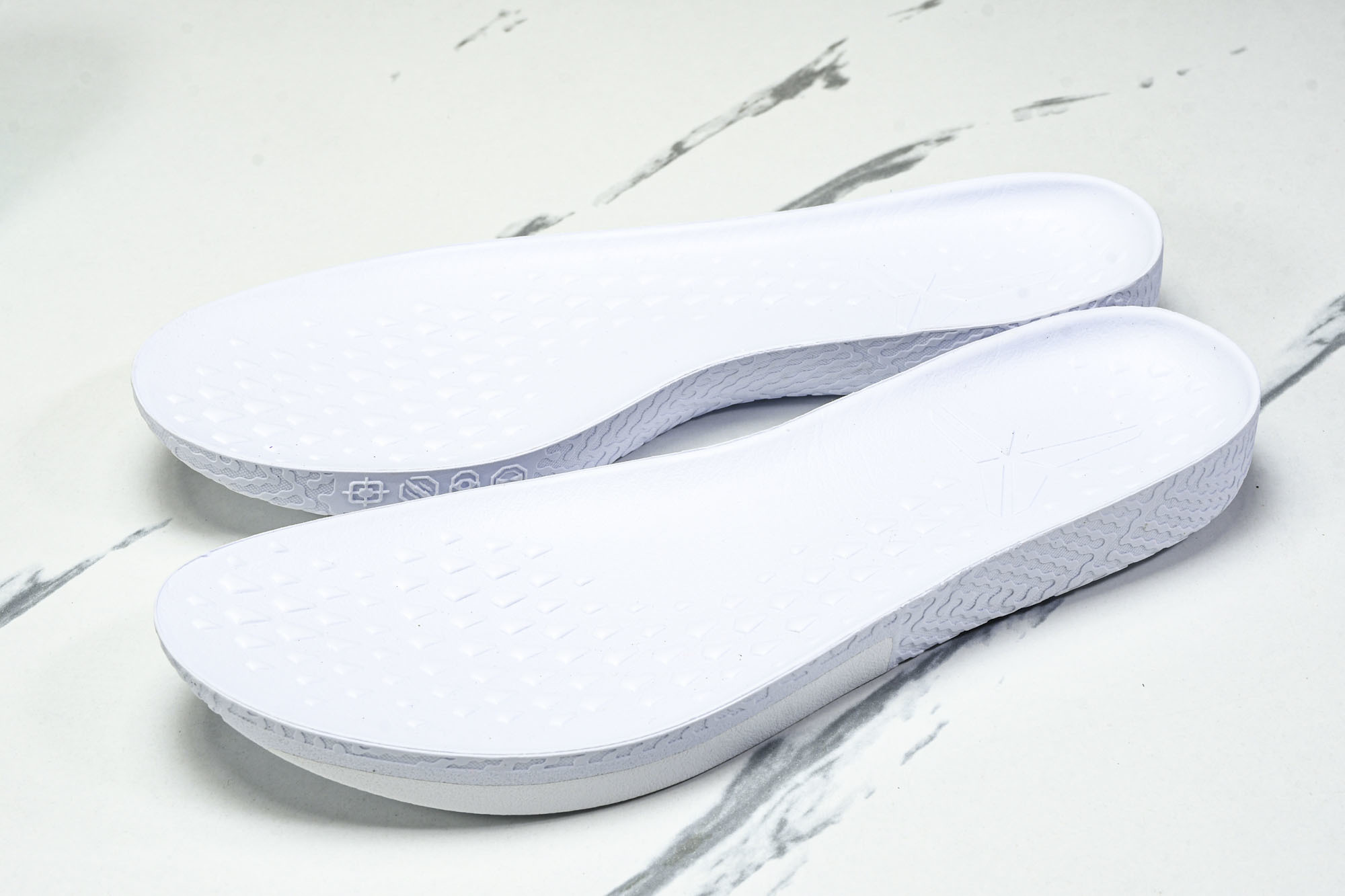 纯原NK Kobe 8 Protro 2025 What The Kobe 彩色 HM9621-900 #YZ001-1 纯原NK Kobe 8 Protro 2025 What The Kobe 彩色 HM9621-900 #YZ001-1