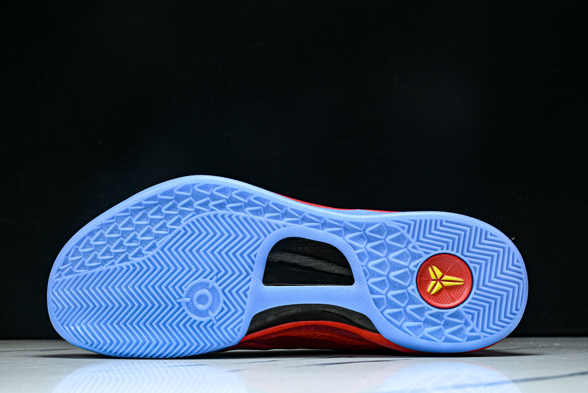 纯原NK Kobe 8 Protro “Year of the Horse”2026马年 红黄蓝色 IM0594-600 纯原NK Kobe 8 Protro “Year of the Horse”2026马年 红黄蓝色 IM0594-600