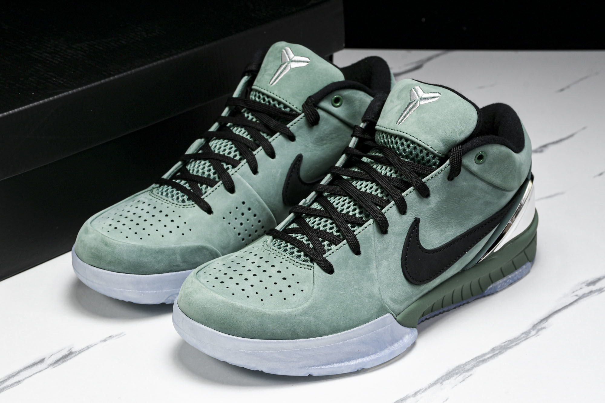 纯原NK Zoom Kobe 4 Protro“Bicoastal”绿色 FQ3545-300 #YZ001-1 40 纯原NK Zoom Kobe 4 Protro“Bicoastal”绿色 FQ3545-300 #YZ001-1 40