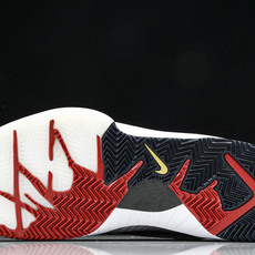 纯原NK Zoom Kobe 4 Protro“Gold Medal”白黑金 FQ3544-100 #YZ001-1 4 纯原NK Zoom Kobe 4 Protro“Gold Medal”白黑金 FQ3544-100 #YZ001-1 4