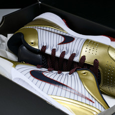 纯原NK Zoom Kobe 4 Protro“Gold Medal”白黑金 FQ3544-100 #YZ001-1 4 纯原NK Zoom Kobe 4 Protro“Gold Medal”白黑金 FQ3544-100 #YZ001-1 4