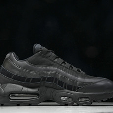 纯原外贸Denham x Nike Air Max 95 全黑 跑步鞋 CI3705 001 #YZ001-1 ✦原版1 纯原外贸Denham x Nike Air Max 95 全黑 跑步鞋 CI3705 001 #YZ001-1 ✦原版1