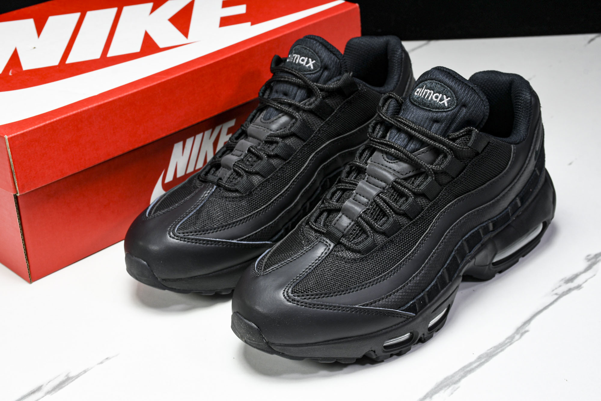 纯原外贸Denham x Nike Air Max 95 全黑 跑步鞋 CI3705 001 #YZ001-1 ✦原版1 纯原外贸Denham x Nike Air Max 95 全黑 跑步鞋 CI3705 001 #YZ001-1 ✦原版1