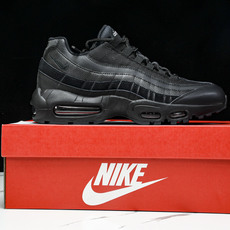 纯原外贸Denham x Nike Air Max 95 全黑 跑步鞋 CI3705 001 #YZ001-1 ✦原版1 纯原外贸Denham x Nike Air Max 95 全黑 跑步鞋 CI3705 001 #YZ001-1 ✦原版1