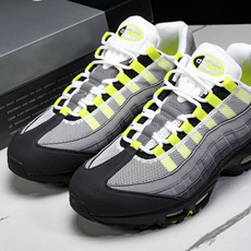 纯原外贸Denham x Nike Air Max 95 黑白绿牛仔 跑步鞋 CT1689-001 #YZ001-1 ✦ 纯原外贸Denham x Nike Air Max 95 黑白绿牛仔 跑步鞋 CT1689-001 #YZ001-1 ✦
